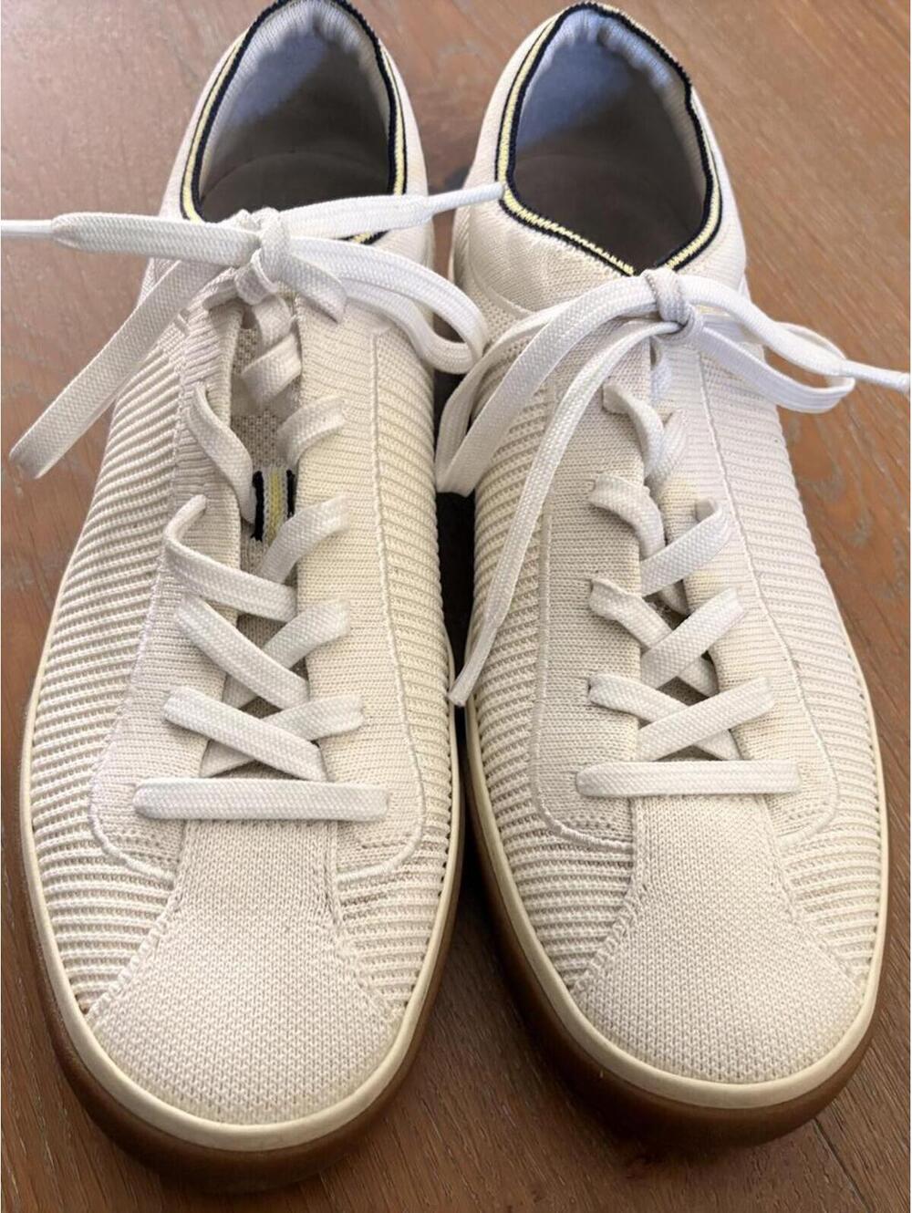 New Rothy Knit Sneakers with Gum Sole Casual Chic Size 9